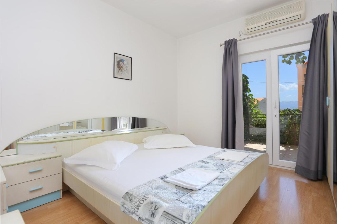 Apartments By The Sea Zivogosce - Blato, Makarska - 1057 Blato  Екстериор снимка