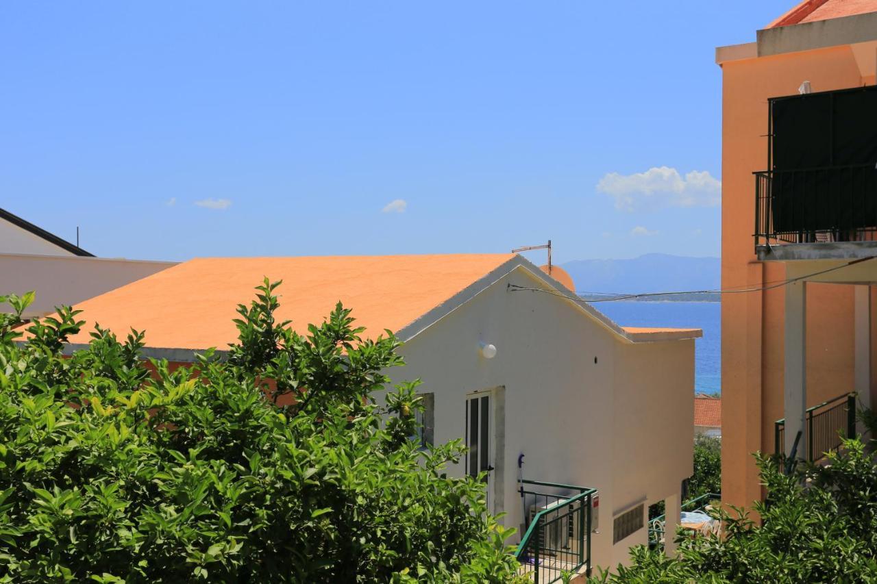 Apartments By The Sea Zivogosce - Blato, Makarska - 1057 Blato  Екстериор снимка
