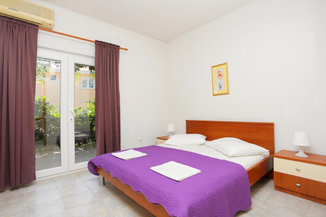 Apartments By The Sea Zivogosce - Blato, Makarska - 1057 Blato  Екстериор снимка