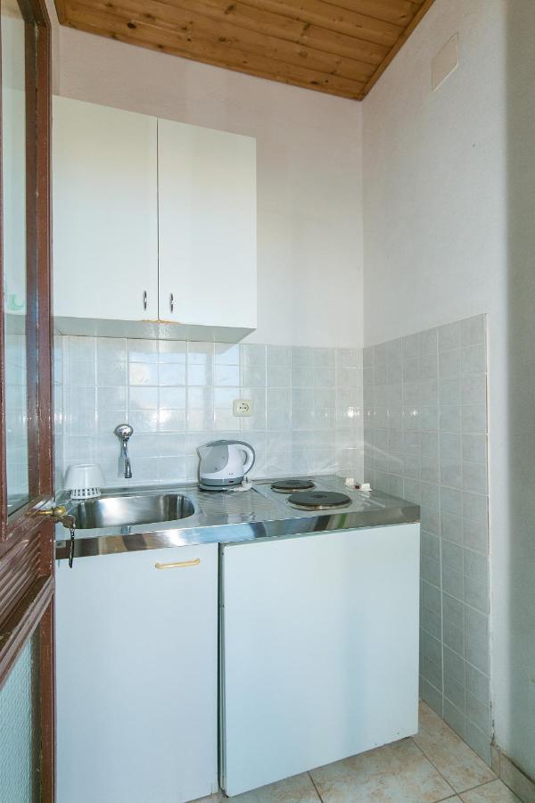 Apartments By The Sea Zivogosce - Blato, Makarska - 1057 Blato  Екстериор снимка