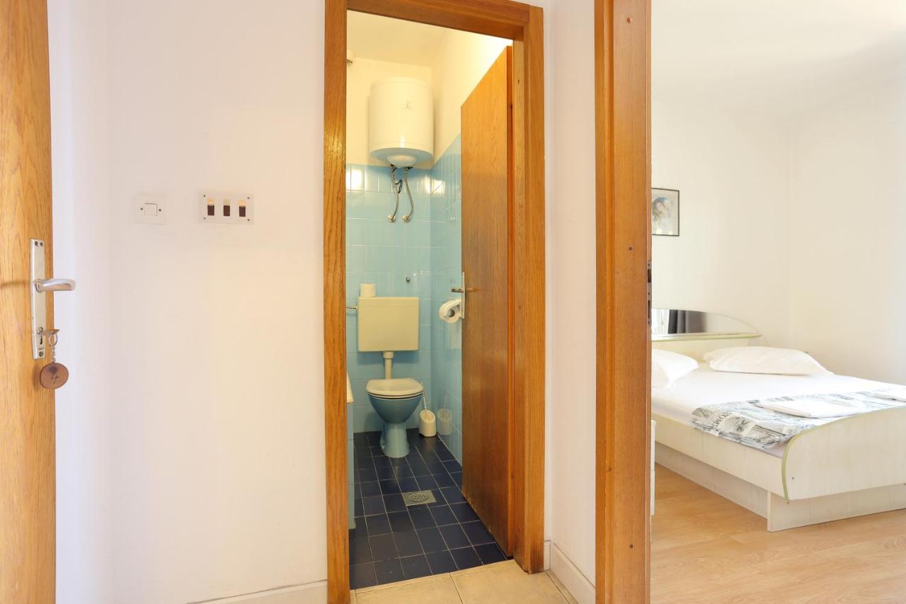 Apartments By The Sea Zivogosce - Blato, Makarska - 1057 Blato  Екстериор снимка